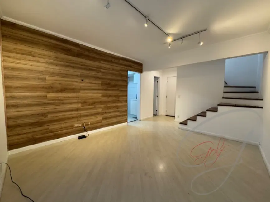 Foto 1 de Casa de Condomínio com 3 quartos para alugar, 120m2 em Vila São Silvestre, São Paulo - SP