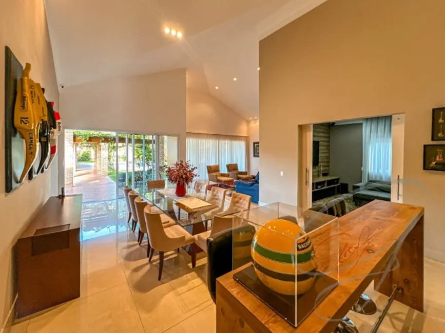 Casa de Condomínio com 4 quartos à venda, 550m2 em Granja Viana, Cotia - SP - imagem 9 Foto 9 de Casa de Condomínio com 4 quartos à venda, 550m2 em Granja Viana, Cotia - SP