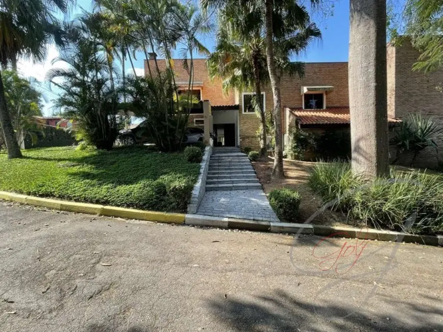 Casa de Condomínio com 4 quartos à venda, 615m2 em Granja Viana, Carapicuiba - SP - imagem 3 Foto 3 de Casa de Condomínio com 4 quartos à venda, 615m2 em Granja Viana, Carapicuiba - SP