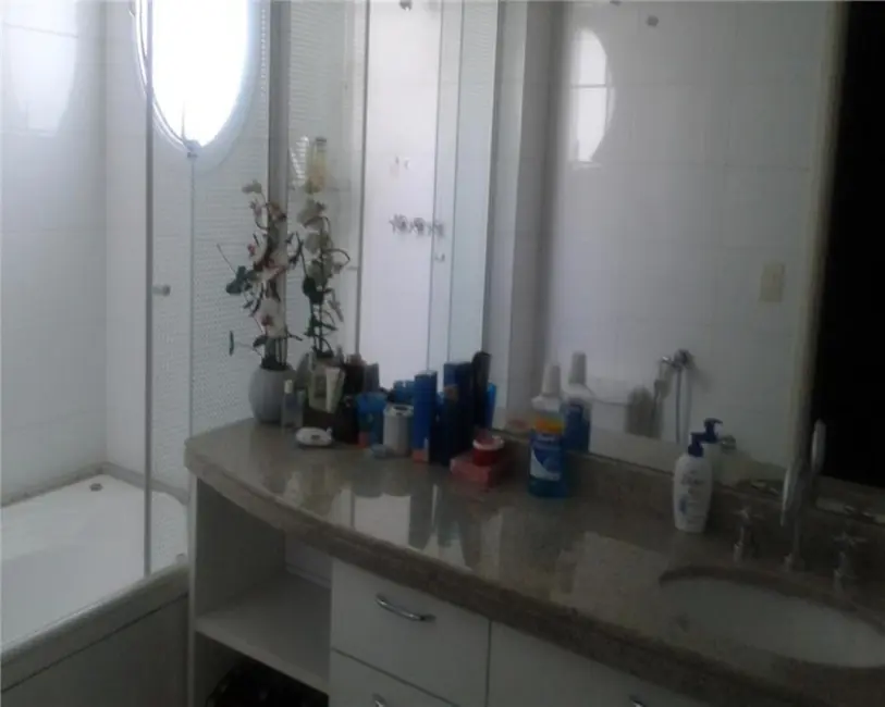 Apartamento com 3 quartos à venda, 135m2 em Vila São Francisco, São Paulo - SP - imagem 9 Foto 9 de Apartamento com 3 quartos à venda, 135m2 em Vila São Francisco, São Paulo - SP