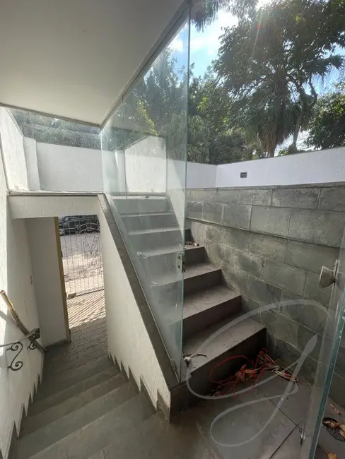 Casa com 2 quartos à venda, 330m2 em Parque Continental, São Paulo - SP - imagem 3 Foto 3 de Casa com 2 quartos à venda, 330m2 em Parque Continental, São Paulo - SP