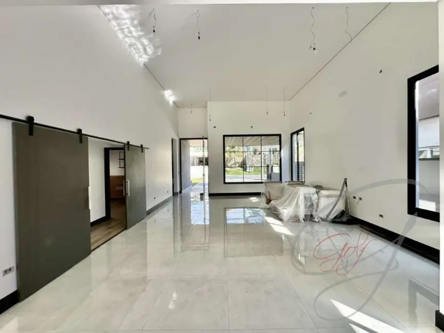 Casa de Condomínio com 5 quartos à venda, 412m2 em Jandira - SP - imagem 8 Foto 8 de Casa de Condomínio com 5 quartos à venda, 412m2 em Jandira - SP