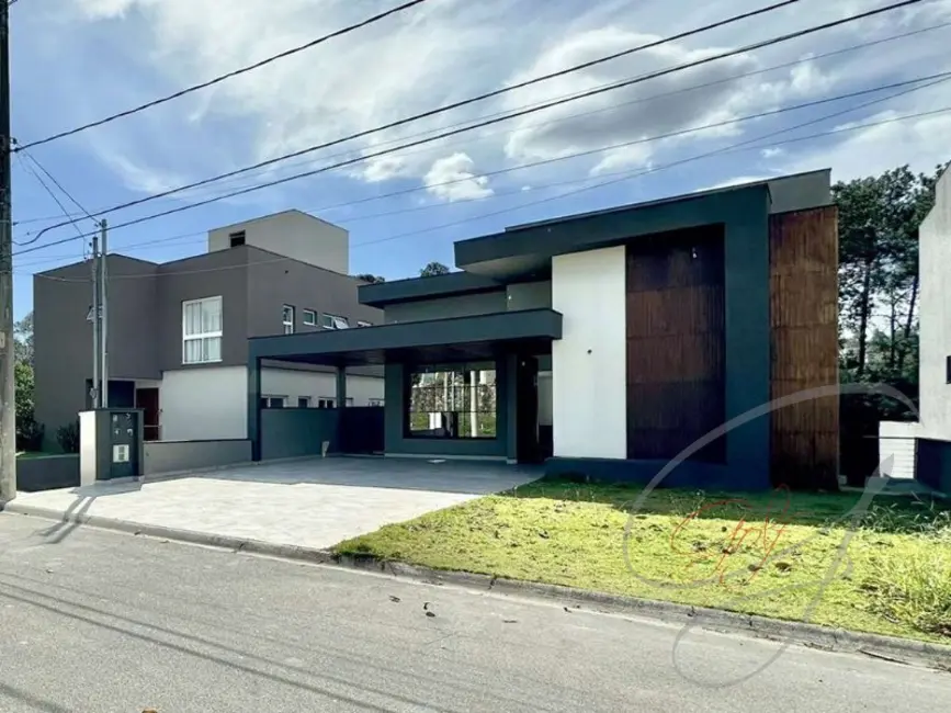 Casa de Condomínio com 5 quartos à venda, 412m2 em Jandira - SP - imagem 3 Foto 3 de Casa de Condomínio com 5 quartos à venda, 412m2 em Jandira - SP