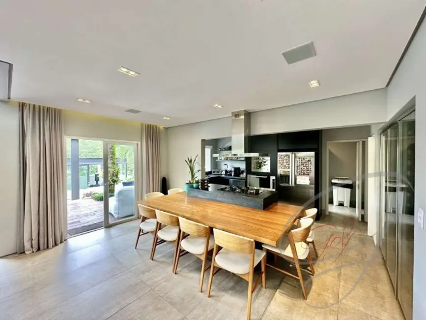 Foto 9 de Casa de Condomínio com 4 quartos à venda, 463m2 em Embu Das Artes - SP