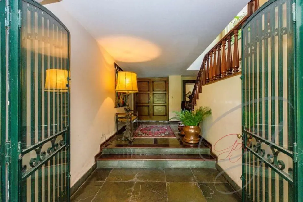 Casa de Condomínio com 6 quartos à venda, 721m2 em Granja Viana, Cotia - SP - imagem 6 Foto 6 de Casa de Condomínio com 6 quartos à venda, 721m2 em Granja Viana, Cotia - SP