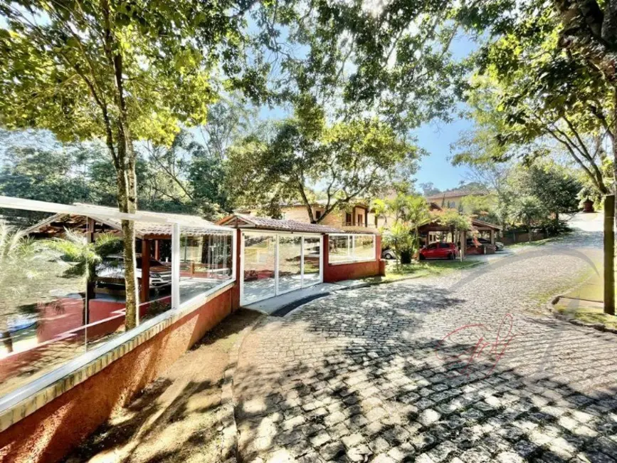 Casa de Condomínio com 4 quartos à venda, 1400m2 em Granja Viana, Carapicuiba - SP - imagem 3 Foto 3 de Casa de Condomínio com 4 quartos à venda, 1400m2 em Granja Viana, Carapicuiba - SP