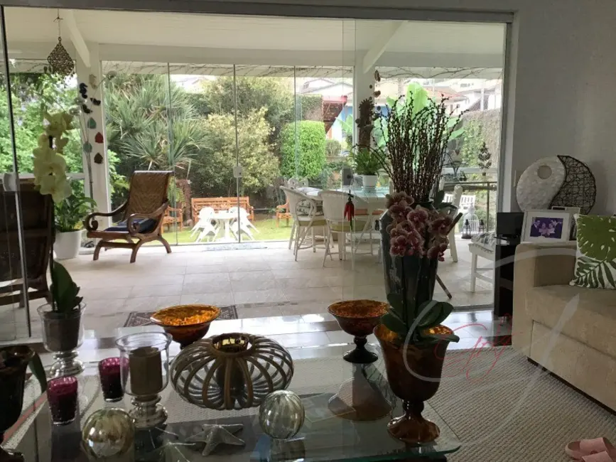 Foto 4 de Casa de Condomínio com 3 quartos à venda, 335m2 em Nova Higienópolis, Jandira - SP