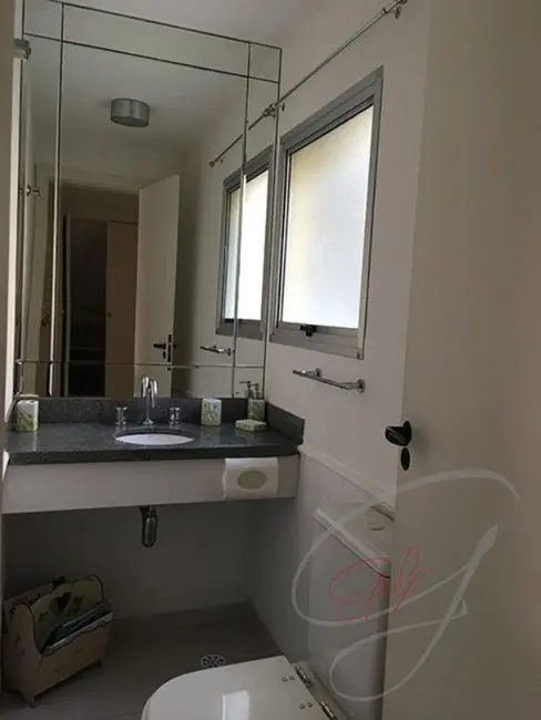 Casa de Condomínio com 2 quartos para alugar, 100m2 em Vila São Francisco, São Paulo - SP - imagem 5 Foto 5 de Casa de Condomínio com 2 quartos para alugar, 100m2 em Vila São Francisco, São Paulo - SP