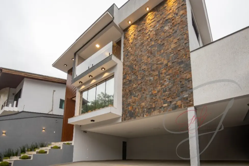 Foto 2 de Casa com 4 quartos à venda, 450m2 em Parque dos Príncipes, São Paulo - SP