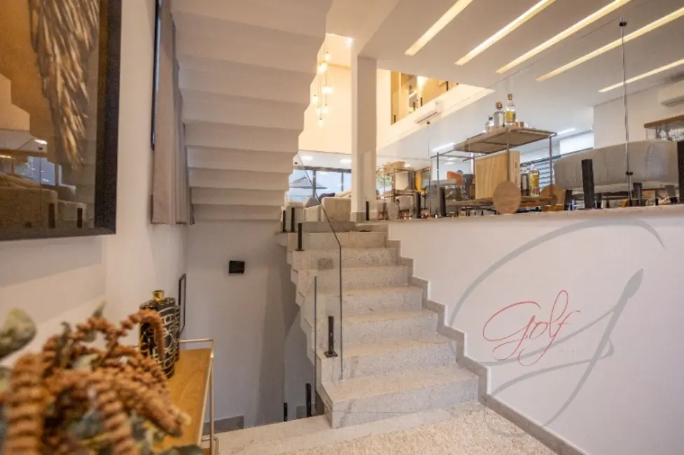 Foto 6 de Casa com 4 quartos à venda, 450m2 em Parque dos Príncipes, São Paulo - SP