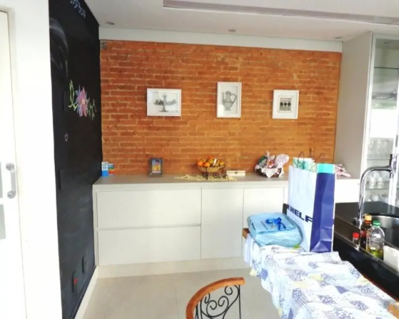 Casa com 4 quartos à venda e para alugar, 433m2 em Osasco - SP - imagem 7 Foto 7 de Casa com 4 quartos à venda e para alugar, 433m2 em Osasco - SP