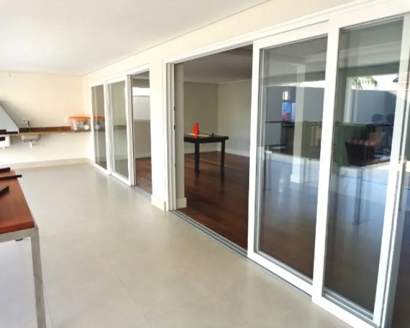 Casa com 4 quartos à venda e para alugar, 433m2 em Osasco - SP - imagem 9 Foto 9 de Casa com 4 quartos à venda e para alugar, 433m2 em Osasco - SP