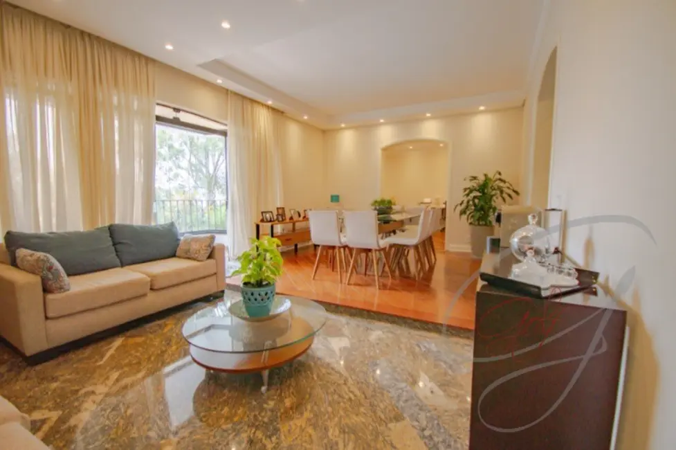 Foto 1 de Apartamento com 4 quartos à venda, 180m2 em Vila São Francisco, São Paulo - SP