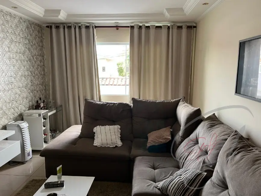 Foto 2 de Casa com 3 quartos à venda, 164m2 em Osasco - SP