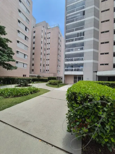 Foto 2 de Apartamento com 4 quartos para alugar, 170m2 em Vila São Francisco, São Paulo - SP