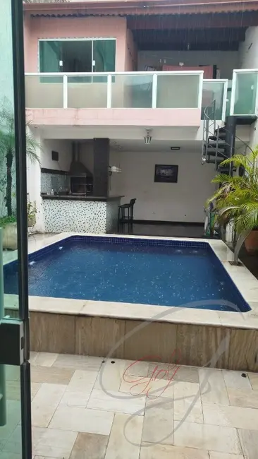 Foto 2 de Casa com 4 quartos à venda, 248m2 em Osasco - SP