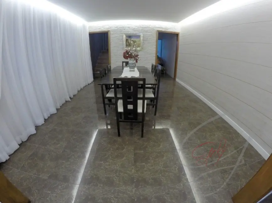 Foto 4 de Casa com 4 quartos à venda, 248m2 em Osasco - SP