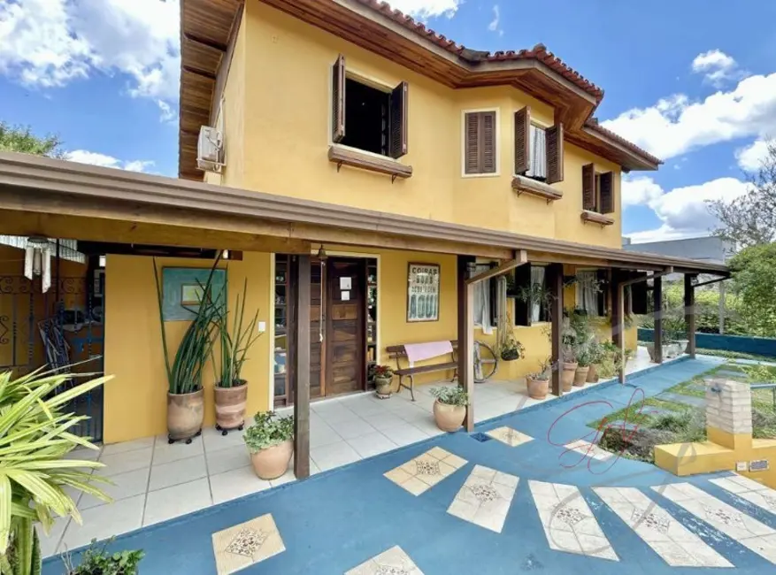 Foto 1 de Casa de Condomínio com 3 quartos à venda, 240m2 em Jandira - SP