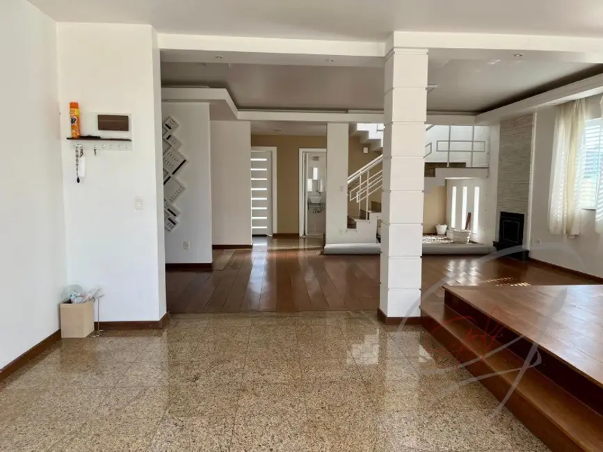 Foto 3 de Casa com 3 quartos à venda, 350m2 em Osasco - SP