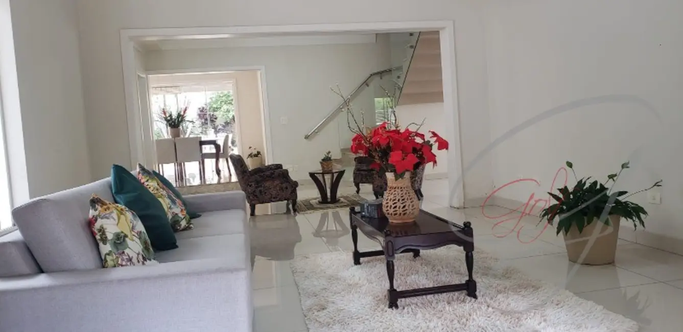 Foto 2 de Casa com 4 quartos à venda, 275m2 em Parque dos Príncipes, São Paulo - SP
