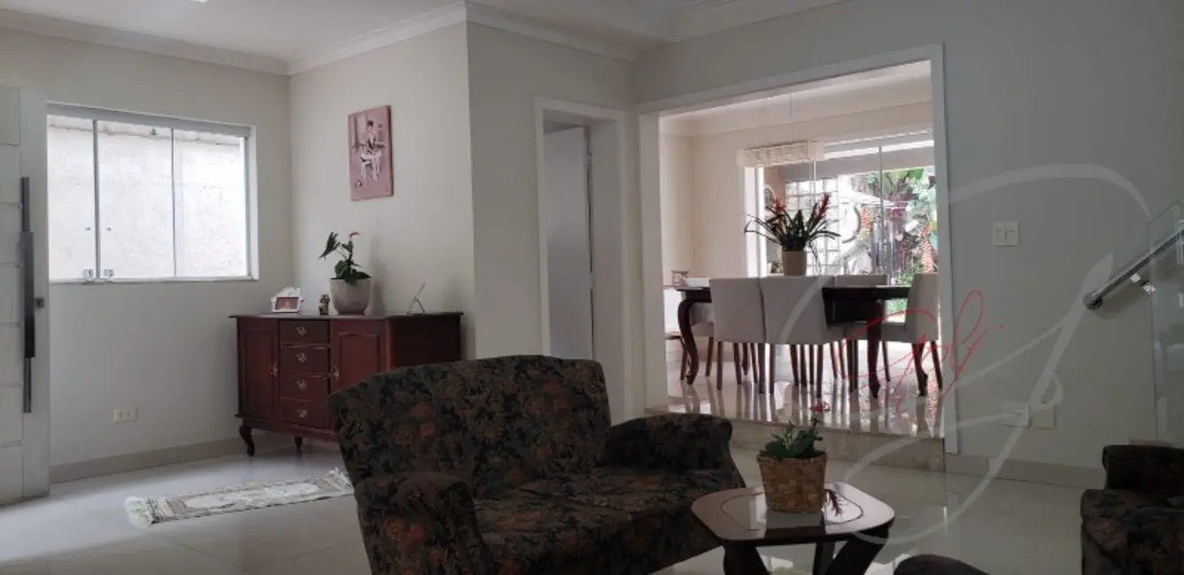 Foto 6 de Casa com 4 quartos à venda, 275m2 em Parque dos Príncipes, São Paulo - SP