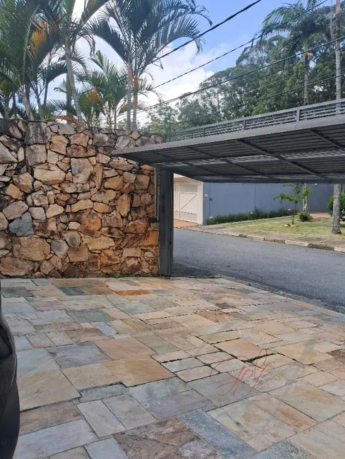 Foto 2 de Casa com 4 quartos para alugar, 384m2 em Continental, Osasco - SP