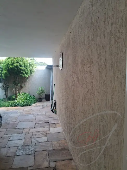 Foto 3 de Casa com 4 quartos para alugar, 384m2 em Continental, Osasco - SP