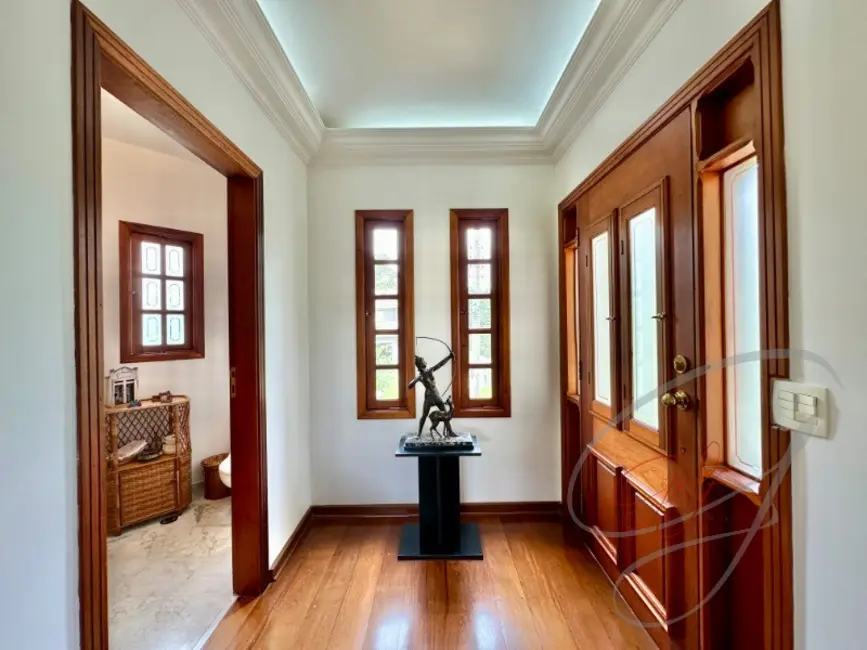 Casa de Condomínio com 4 quartos à venda, 423m2 em Granja Viana II, Cotia - SP - imagem 2 Foto 2 de Casa de Condomínio com 4 quartos à venda, 423m2 em Granja Viana II, Cotia - SP