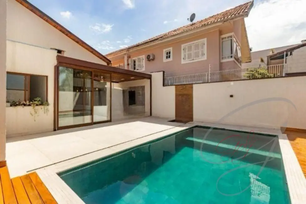 Foto 2 de Casa com 4 quartos à venda, 256m2 em Parque dos Príncipes, São Paulo - SP