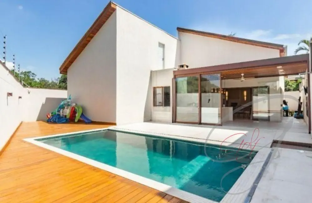 Foto 1 de Casa com 4 quartos à venda, 256m2 em Parque dos Príncipes, São Paulo - SP