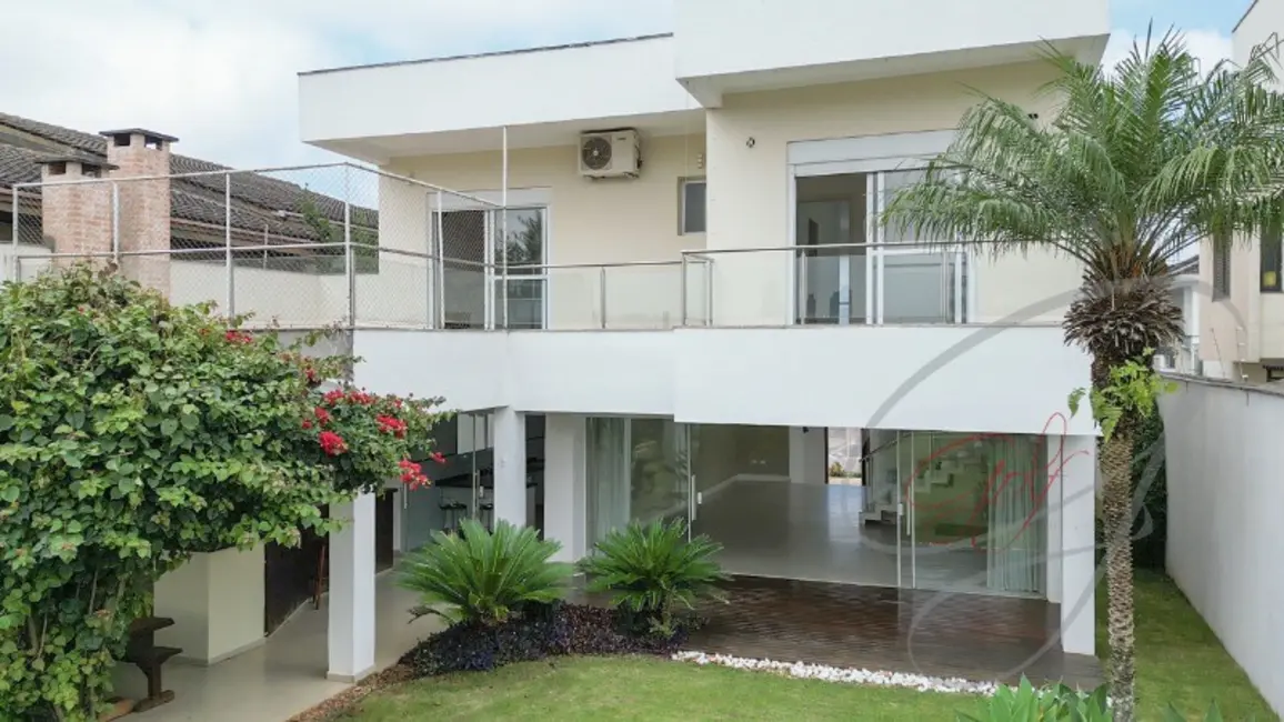 Casa com 3 quartos à venda, 250m2 em Osasco - SP - imagem 3 Foto 3 de Casa com 3 quartos à venda, 250m2 em Osasco - SP