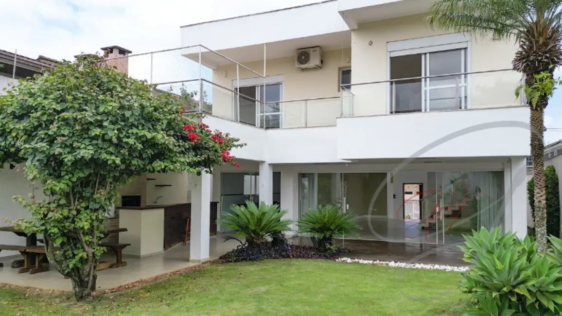 Casa com 3 quartos à venda, 250m2 em Osasco - SP - imagem 8 Foto 8 de Casa com 3 quartos à venda, 250m2 em Osasco - SP