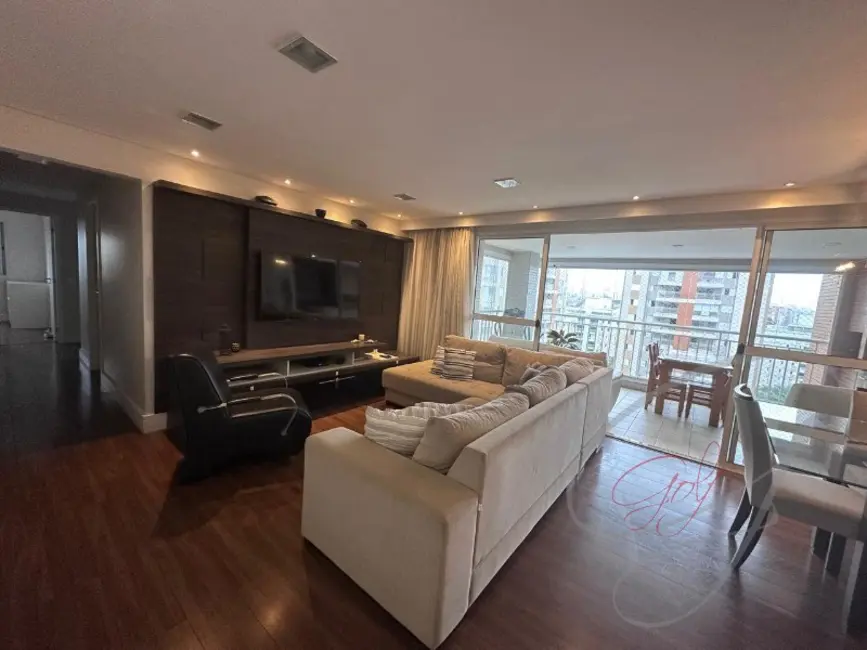 Apartamento com 4 quartos para alugar, 140m2 em Vila São Francisco, São Paulo - SP - imagem 2 Foto 2 de Apartamento com 4 quartos para alugar, 140m2 em Vila São Francisco, São Paulo - SP