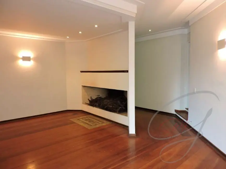 Casa de Condomínio com 6 quartos à venda e para alugar, 550m2 em Granja Viana, Carapicuiba - SP - imagem 5 Foto 5 de Casa de Condomínio com 6 quartos à venda e para alugar, 550m2 em Granja Viana, Carapicuiba - SP