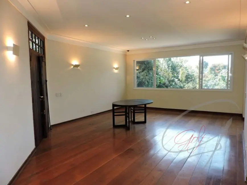 Casa de Condomínio com 6 quartos à venda e para alugar, 550m2 em Granja Viana, Carapicuiba - SP - imagem 3 Foto 3 de Casa de Condomínio com 6 quartos à venda e para alugar, 550m2 em Granja Viana, Carapicuiba - SP