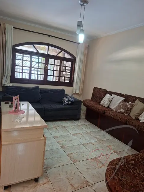 Foto 2 de Casa com 3 quartos à venda e para alugar, 186m2 em Metalúrgicos, Osasco - SP