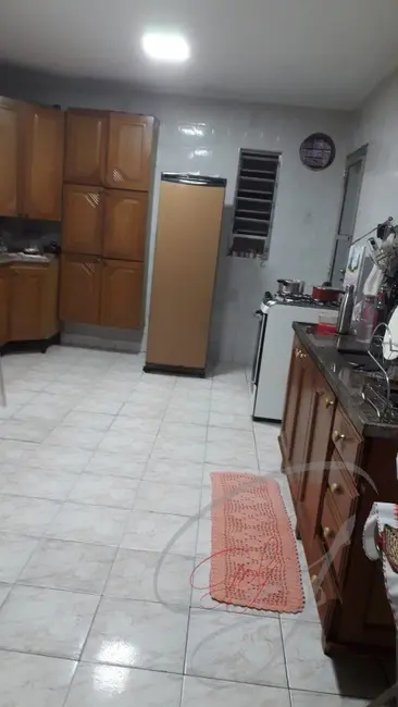 Foto 5 de Casa com 3 quartos à venda e para alugar, 186m2 em Metalúrgicos, Osasco - SP