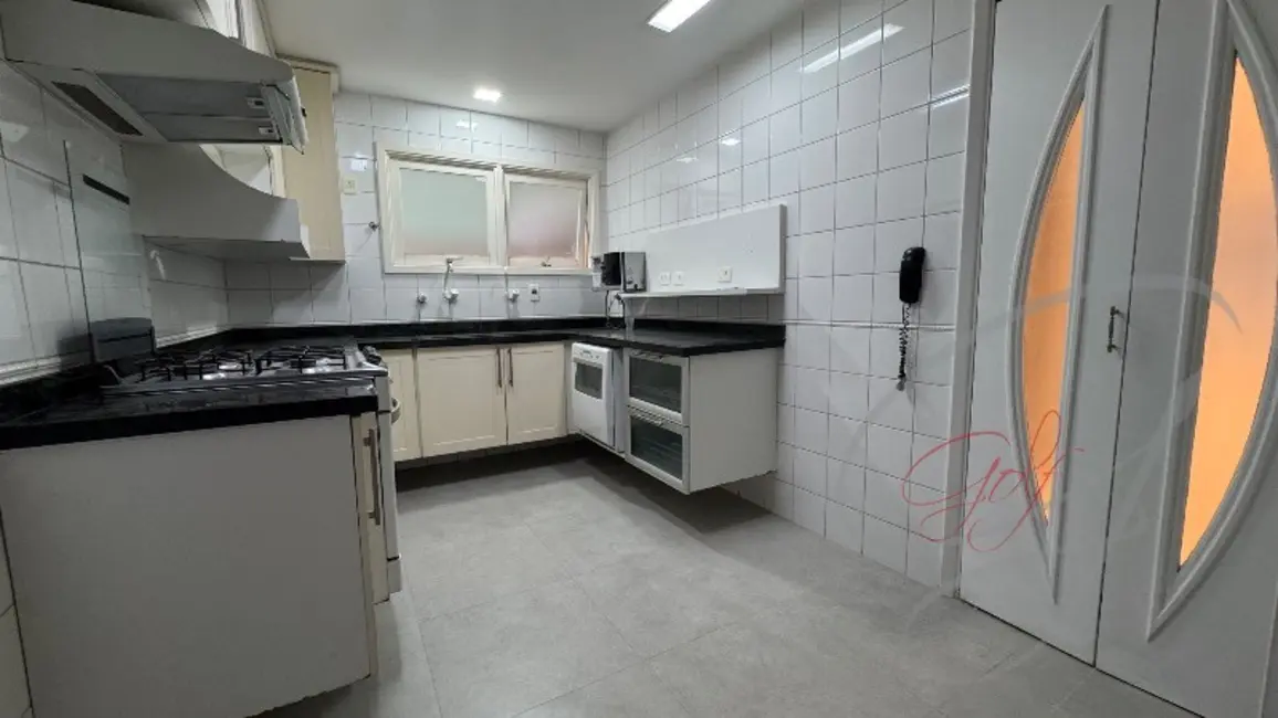 Foto 5 de Casa de Condomínio com 3 quartos à venda, 300m2 em Vila São Silvestre, São Paulo - SP