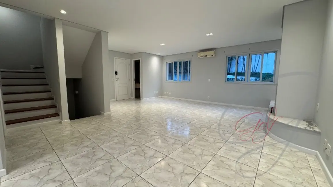 Foto 9 de Casa de Condomínio com 3 quartos à venda, 300m2 em Vila São Silvestre, São Paulo - SP