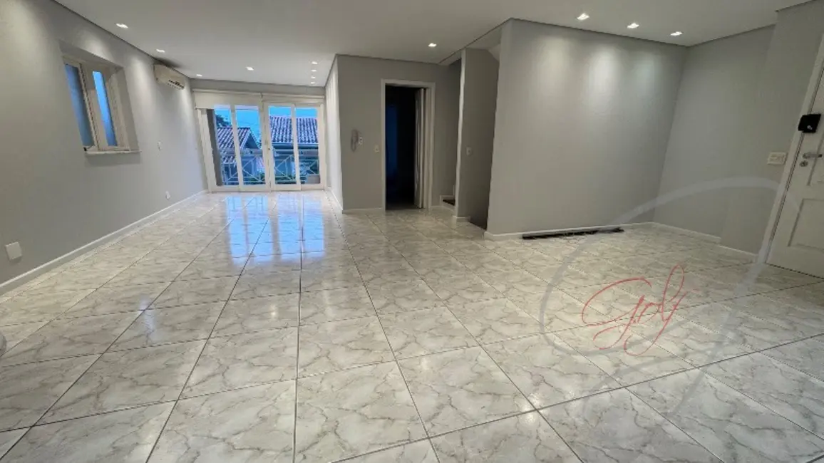 Foto 3 de Casa de Condomínio com 3 quartos à venda, 300m2 em Vila São Silvestre, São Paulo - SP