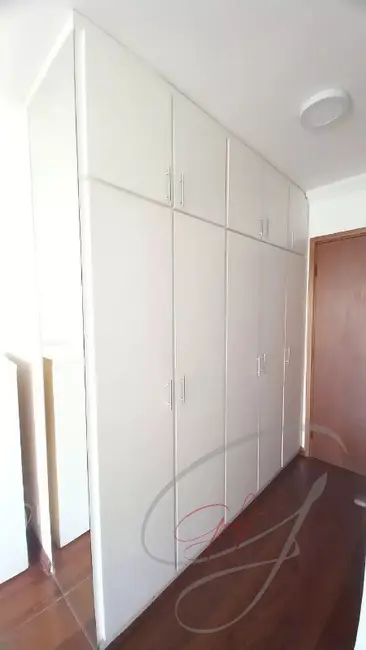 Apartamento com 3 quartos para alugar, 120m2 em Vila São Francisco, São Paulo - SP - imagem 8 Foto 8 de Apartamento com 3 quartos para alugar, 120m2 em Vila São Francisco, São Paulo - SP
