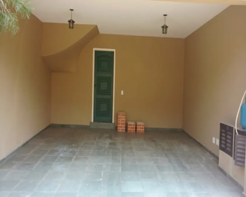 Casa de Condomínio com 3 quartos para alugar, 120m2 em Vila São Francisco, São Paulo - SP - imagem 8 Foto 8 de Casa de Condomínio com 3 quartos para alugar, 120m2 em Vila São Francisco, São Paulo - SP