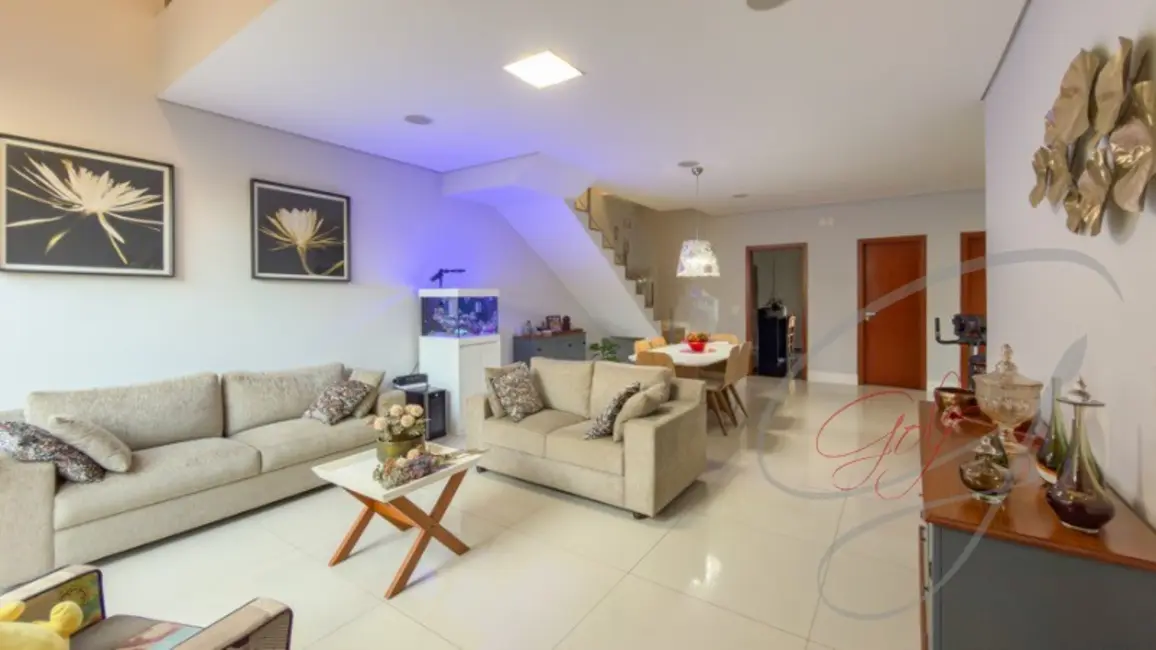 Foto 1 de Casa com 3 quartos à venda, 360m2 em Vila São Francisco, São Paulo - SP