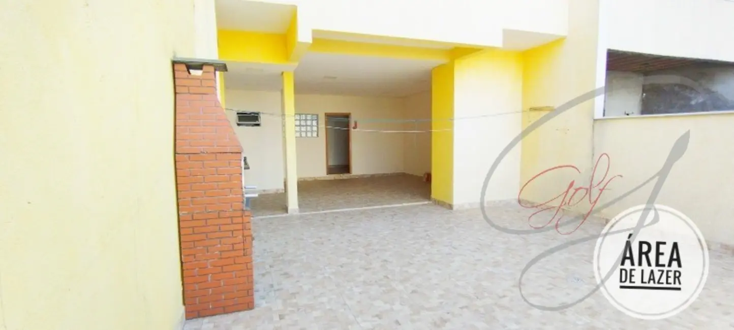 Casa com 3 quartos para alugar, 277m2 em Jaguaré, São Paulo - SP - imagem 1 Foto 1 de Casa com 3 quartos para alugar, 277m2 em Jaguaré, São Paulo - SP
