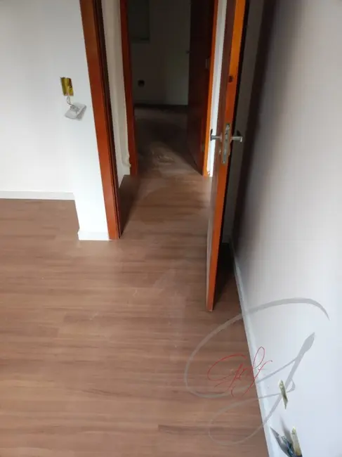 Apartamento com 2 quartos à venda, 50m2 em Chácara Vista Alegre, Cotia - SP - imagem 4 Foto 4 de Apartamento com 2 quartos à venda, 50m2 em Chácara Vista Alegre, Cotia - SP