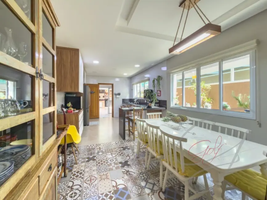 Casa com 3 quartos à venda, 232m2 em Umuarama, Osasco - SP - imagem 8 Foto 8 de Casa com 3 quartos à venda, 232m2 em Umuarama, Osasco - SP