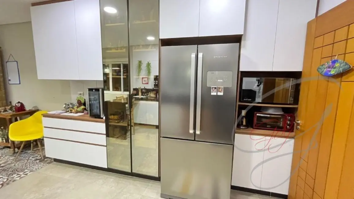 Foto 5 de Casa com 3 quartos à venda, 232m2 em Umuarama, Osasco - SP