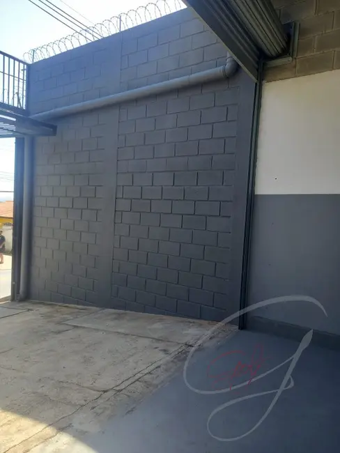 Armazém / Galpão à venda, 225m2 em Jardim Santo Estêvão, Carapicuiba - SP - imagem 9 Foto 9 de Armazém / Galpão à venda, 225m2 em Jardim Santo Estêvão, Carapicuiba - SP