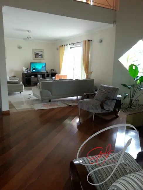 Foto 2 de Casa com 3 quartos à venda, 360m2 em City Bussocaba, Osasco - SP