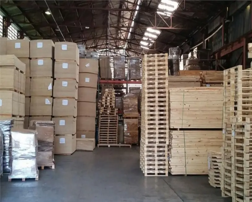 Foto 4 de Armazém / Galpão à venda, 5500m2 em Esplanada, Embu Das Artes - SP
